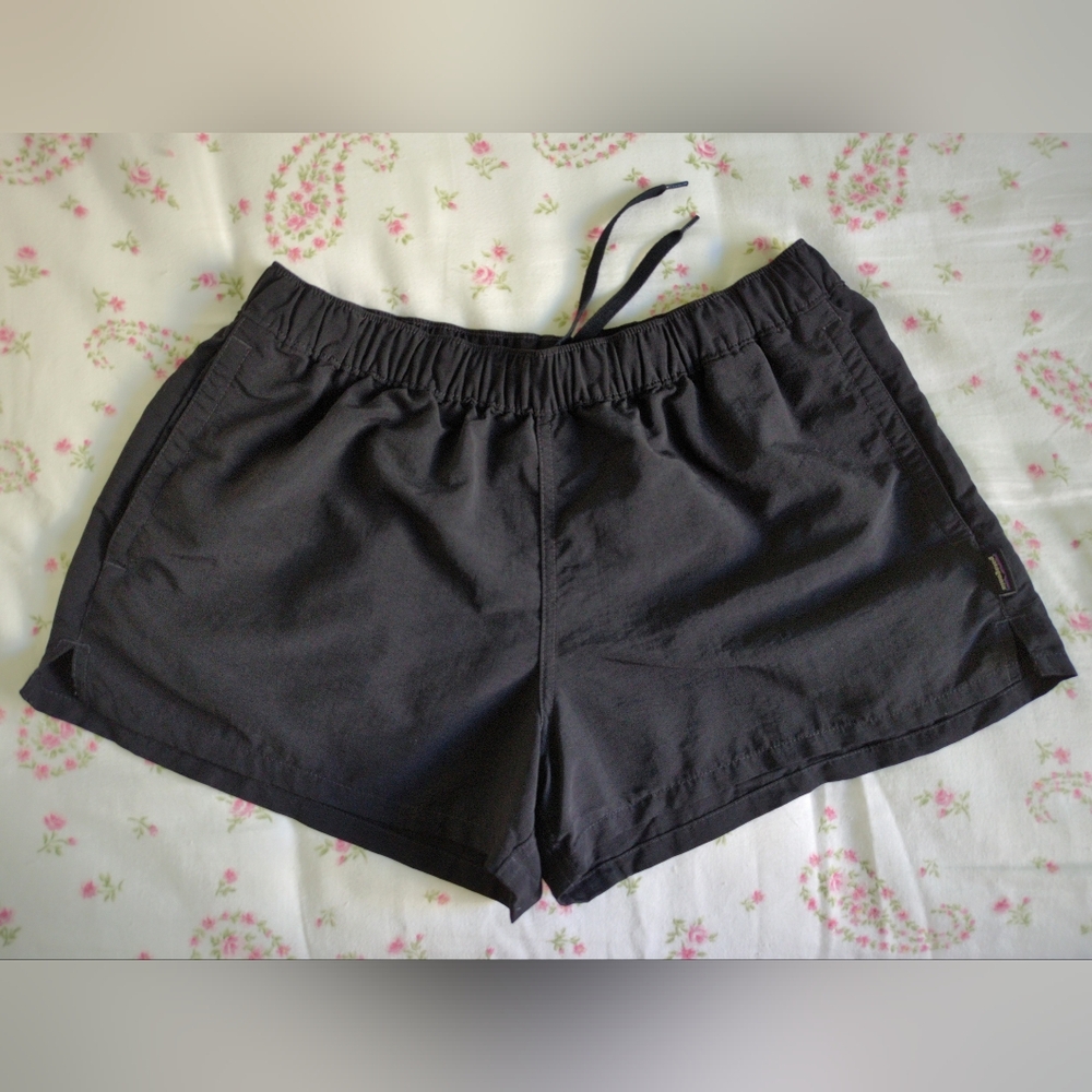 Patagonia Women's Barely Baggies Black 2.25" Inseam Medium / Small